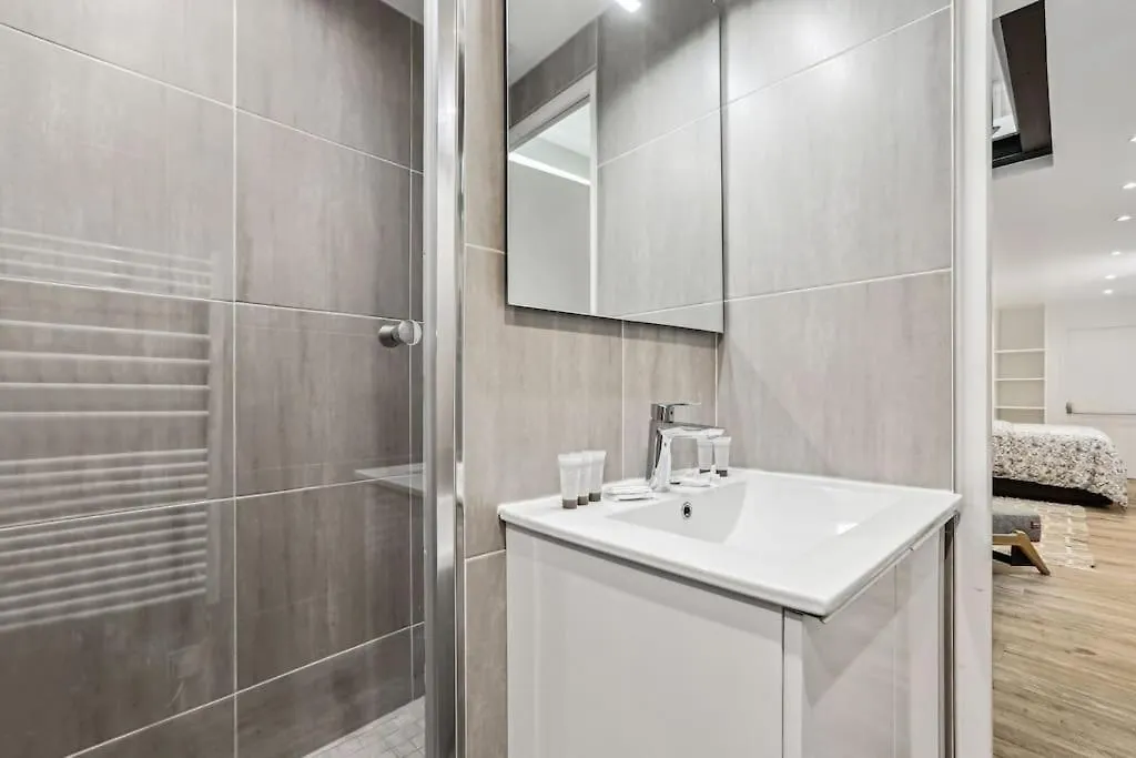 03 Tour Eiffel Appartement Pour 7 Personnes Paris 0*,