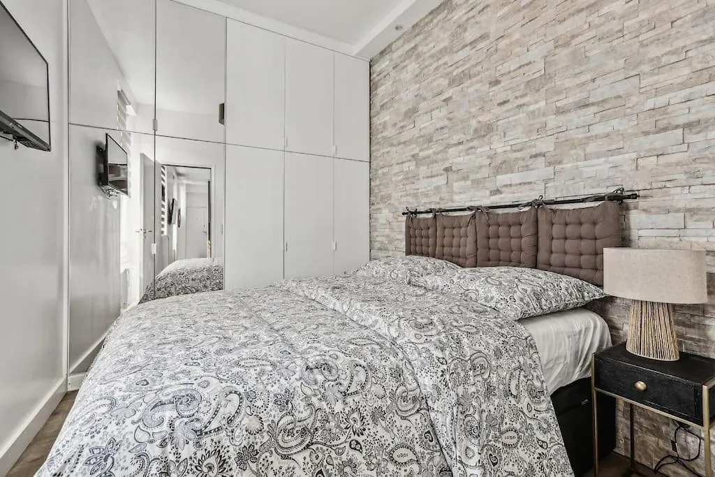 03 Tour Eiffel Appartement Pour 7 Personnes Paris France